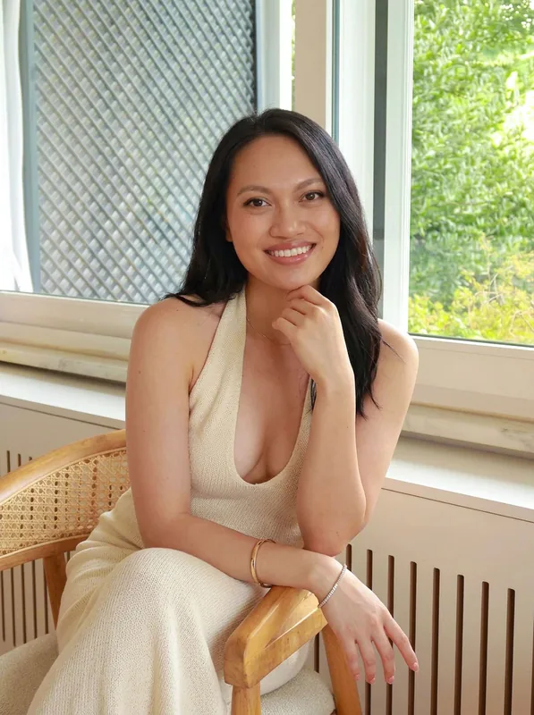 Rose, 26, from Manila — verified profile
